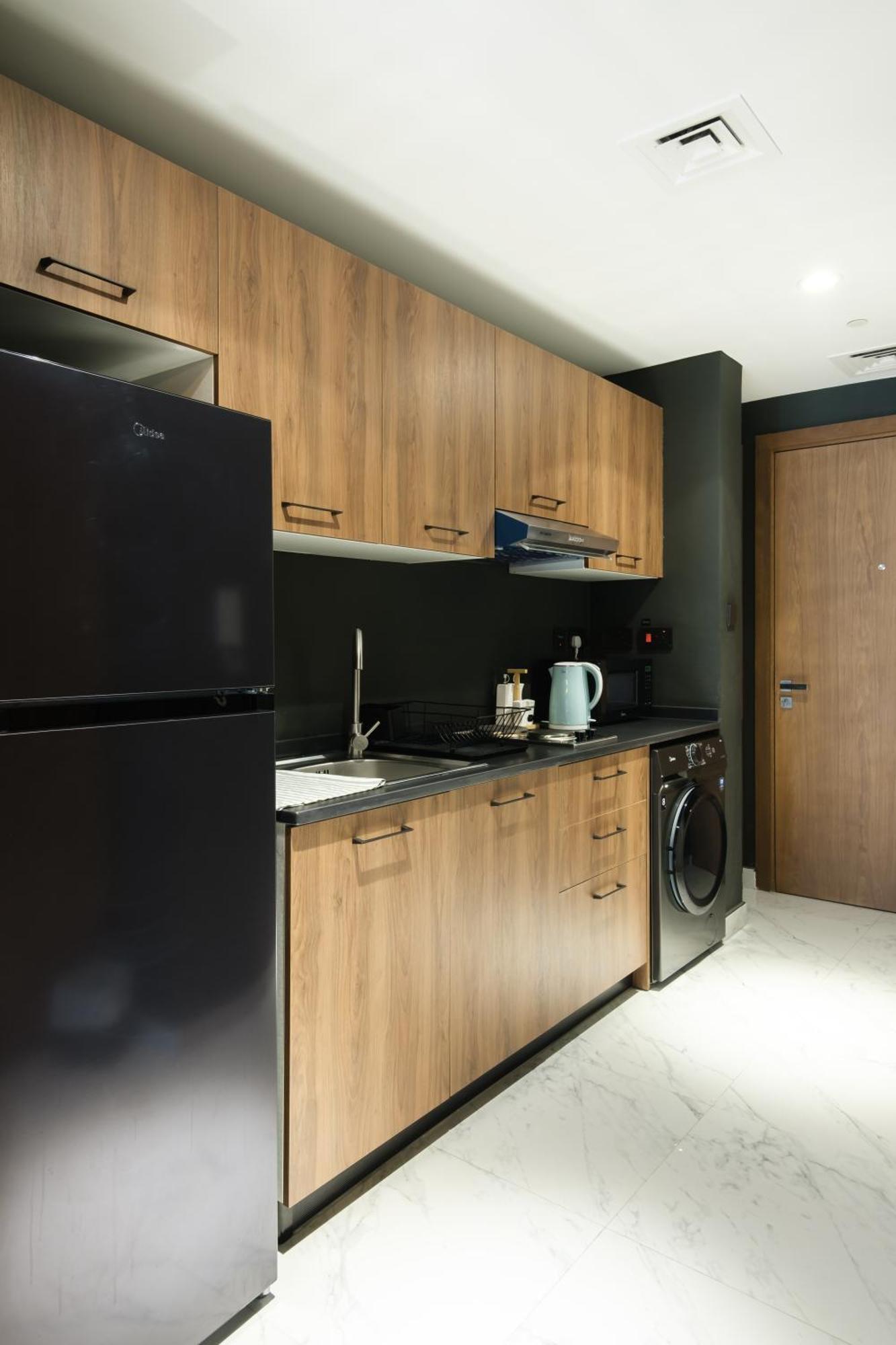 Industrial Chic Retreat Apartment Al Qurayyah ภายนอก รูปภาพ