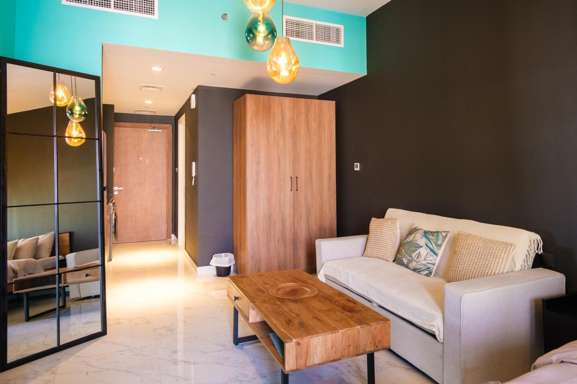 Industrial Chic Retreat Apartment Al Qurayyah ภายนอก รูปภาพ
