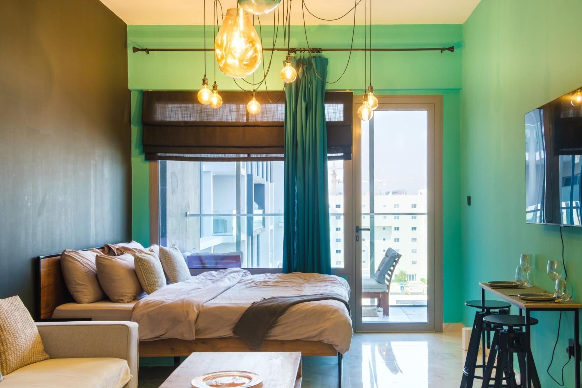 Industrial Chic Retreat Apartment Al Qurayyah ภายนอก รูปภาพ
