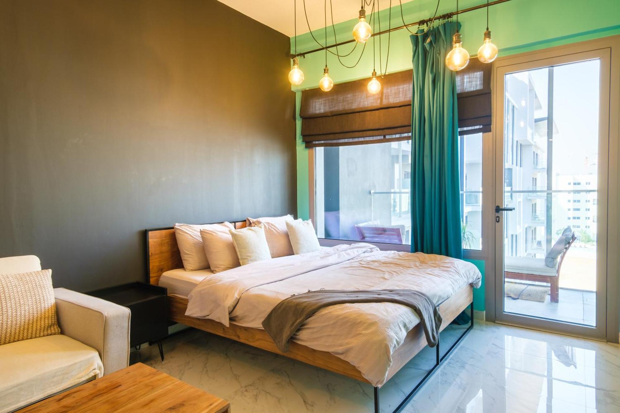 Industrial Chic Retreat Apartment Al Qurayyah ภายนอก รูปภาพ