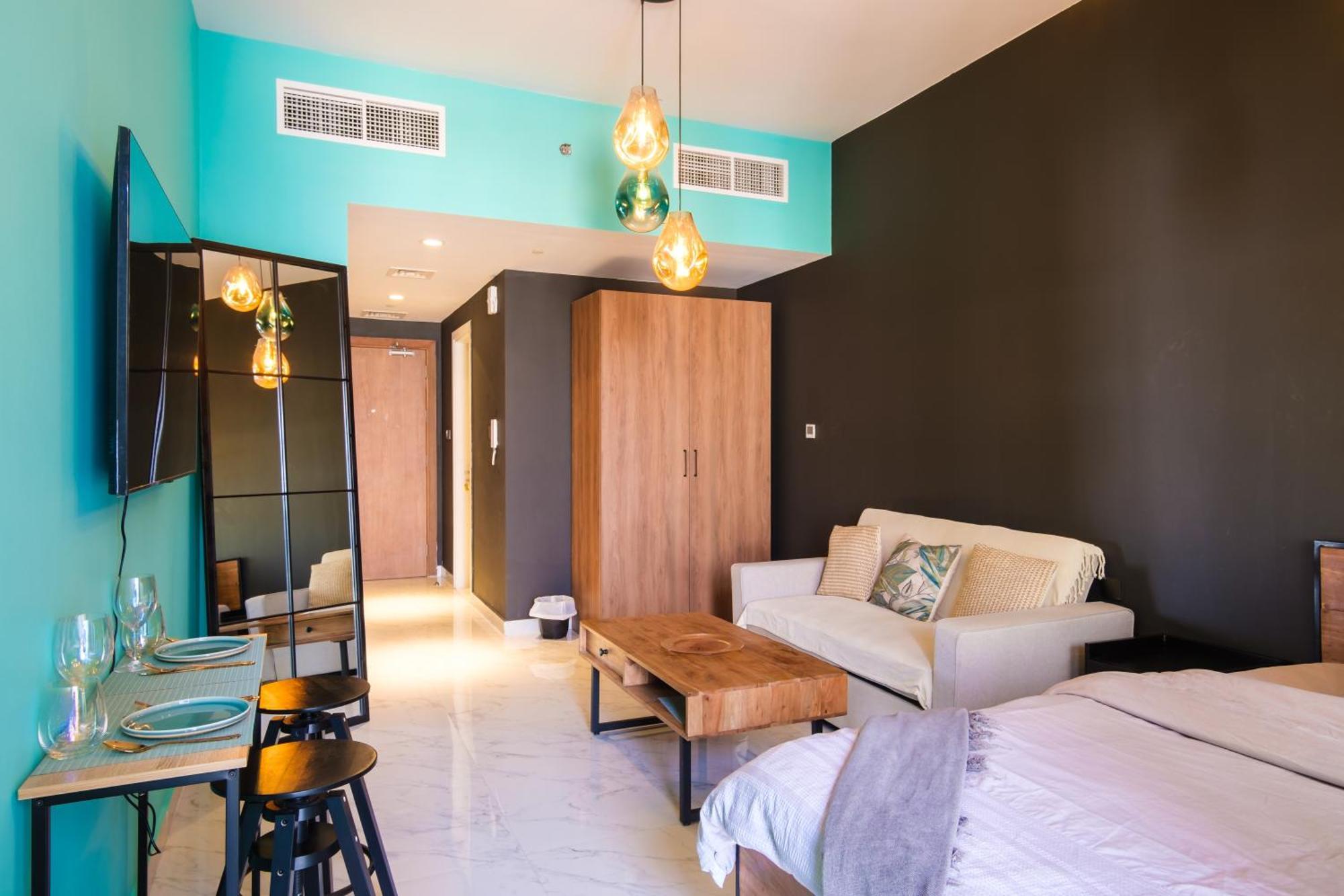 Industrial Chic Retreat Apartment Al Qurayyah ภายนอก รูปภาพ